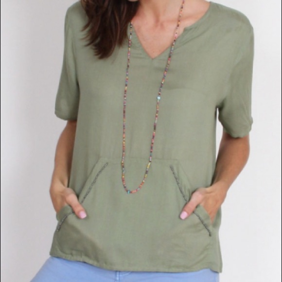 NWT Top - Picture 2 of 8